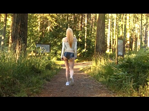 ❤️ Lijepa žena se kreće polako, ne goli video ☑  Seks u pornografiji bs.analpics.ru ❤